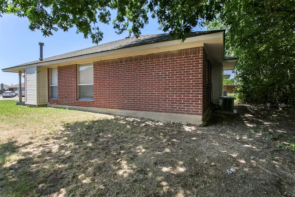 2633 Ventura Court Glenn Heights TX 75154