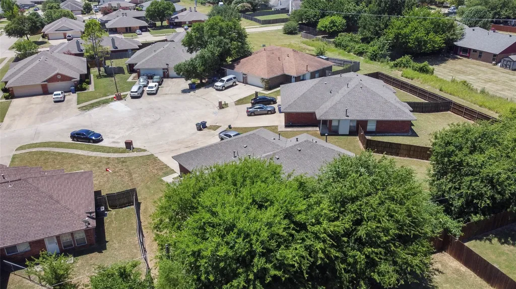 2633 Ventura Court Glenn Heights TX 75154