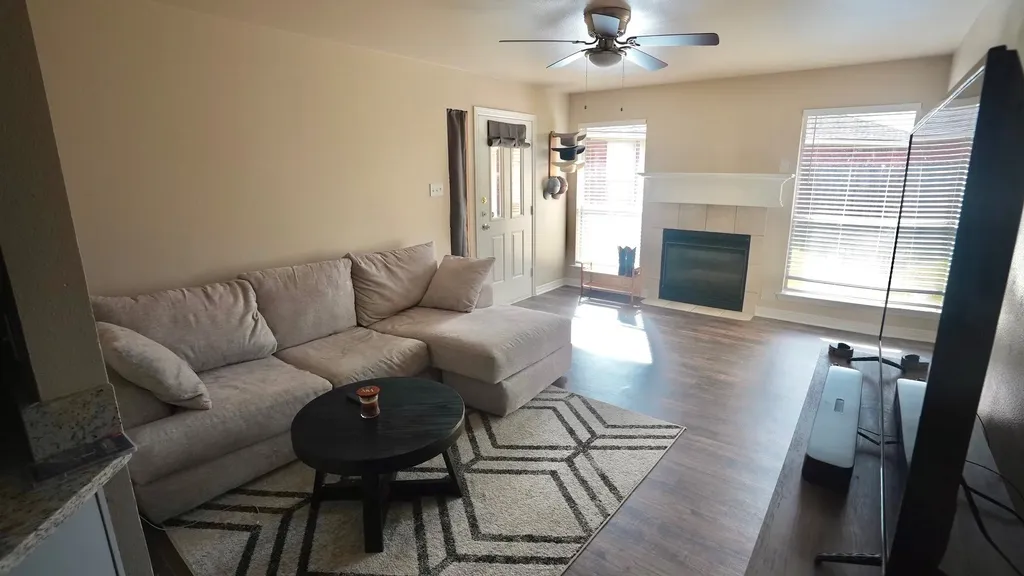 2633 Ventura Court Glenn Heights TX 75154