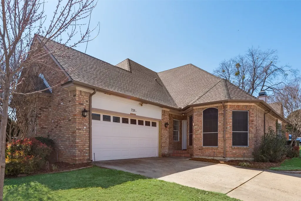 739 Harbour Town Drive Lake Dallas TX 75065