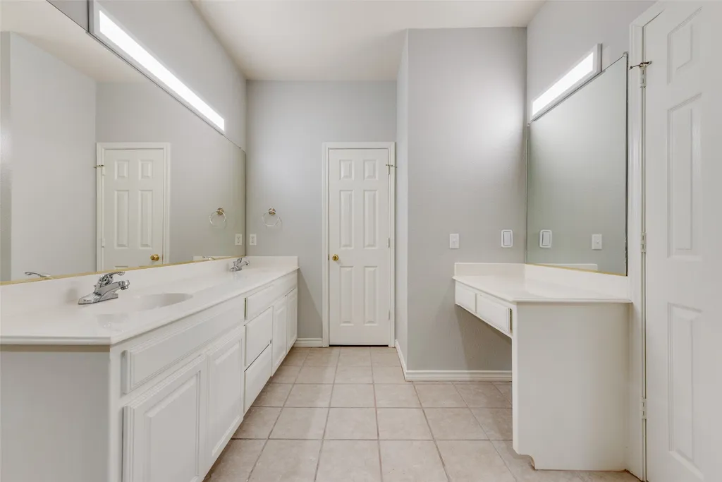739 Harbour Town Drive Lake Dallas TX 75065