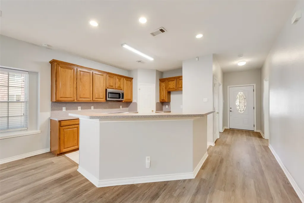 739 Harbour Town Drive Lake Dallas TX 75065