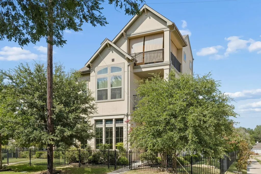 5105 Artemesia Lane Dallas TX 75209