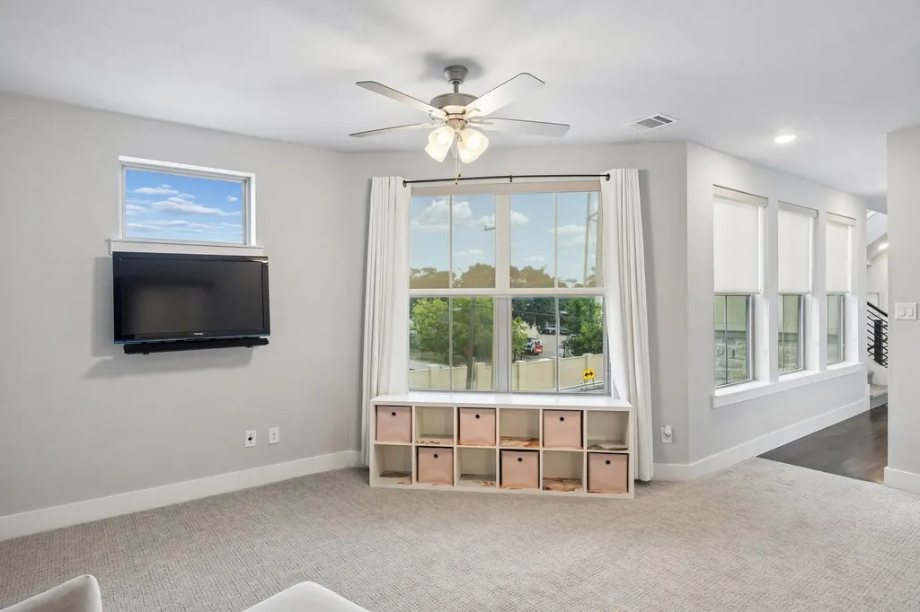 5105 Artemesia Lane Dallas TX 75209