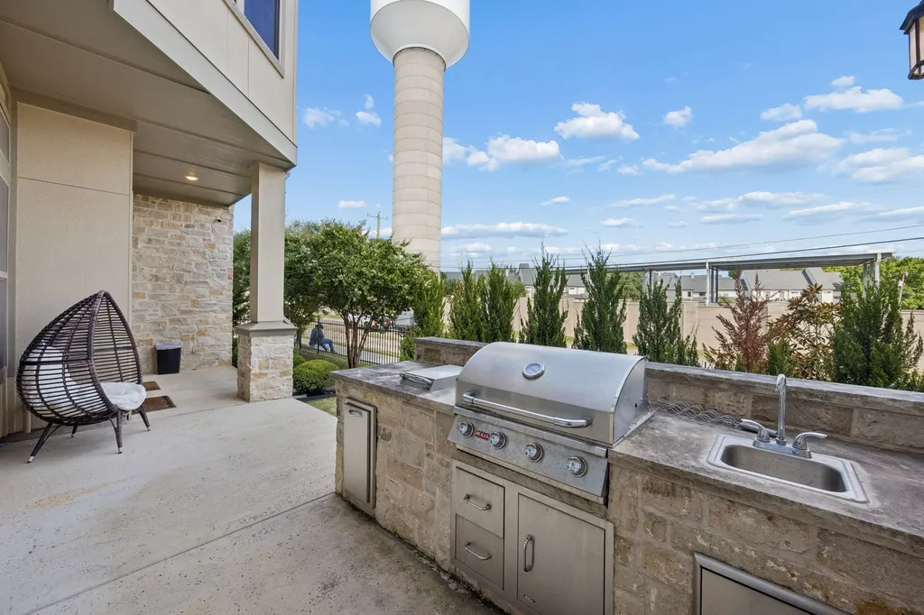 5105 Artemesia Lane Dallas TX 75209