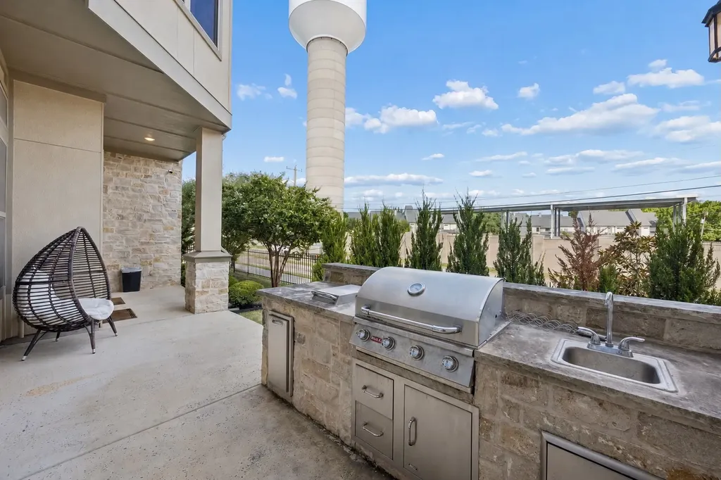 5105 Artemesia Lane Dallas TX 75209