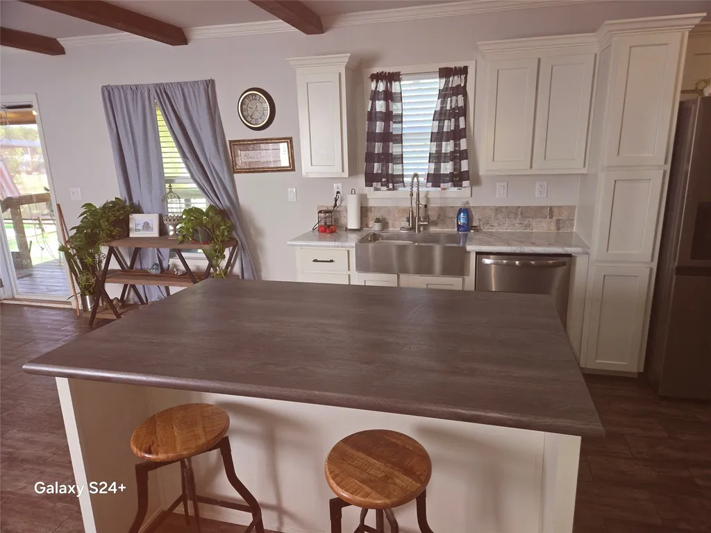 121 Peach Graford TX 76449
