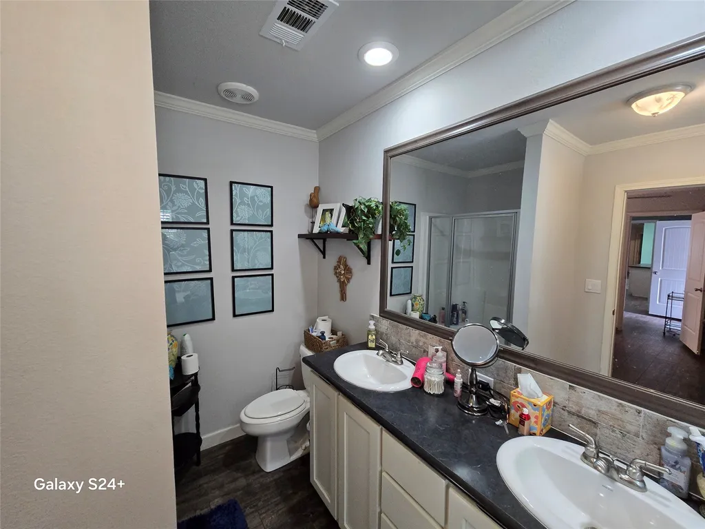 121 Peach Graford TX 76449