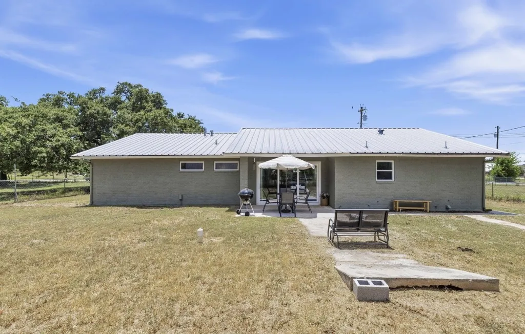 3650 County Road 592 Early TX 76802