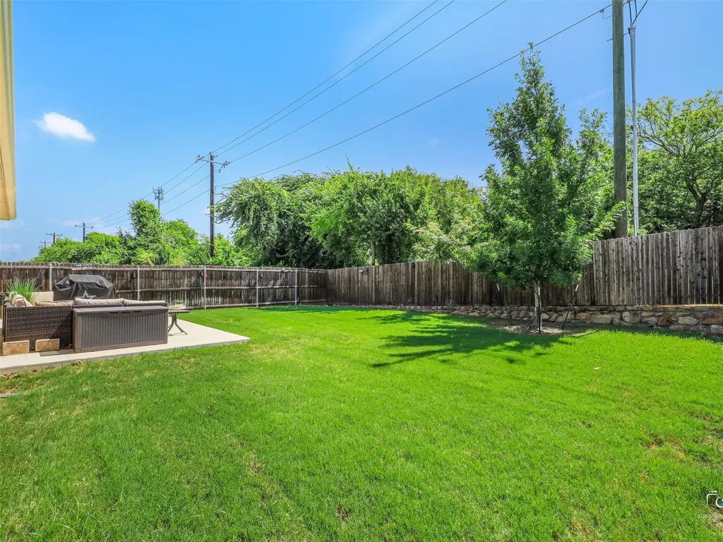 1613 Roadrunner Drive Little Elm TX 75068