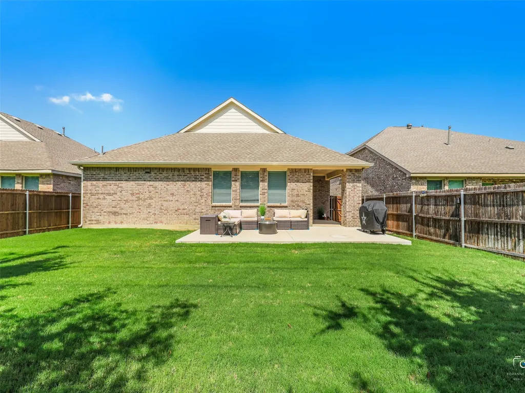 1613 Roadrunner Drive Little Elm TX 75068