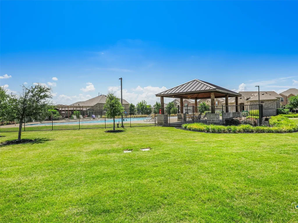 1613 Roadrunner Drive Little Elm TX 75068