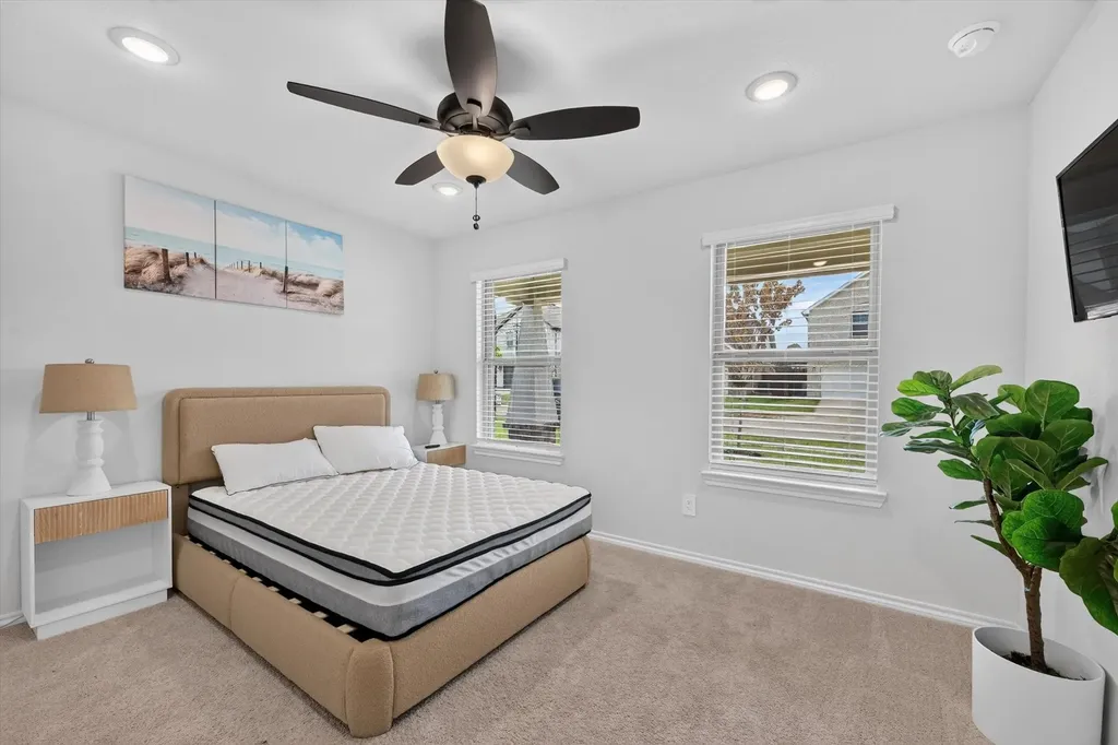 1637 Elle Lane Aubrey TX 76227