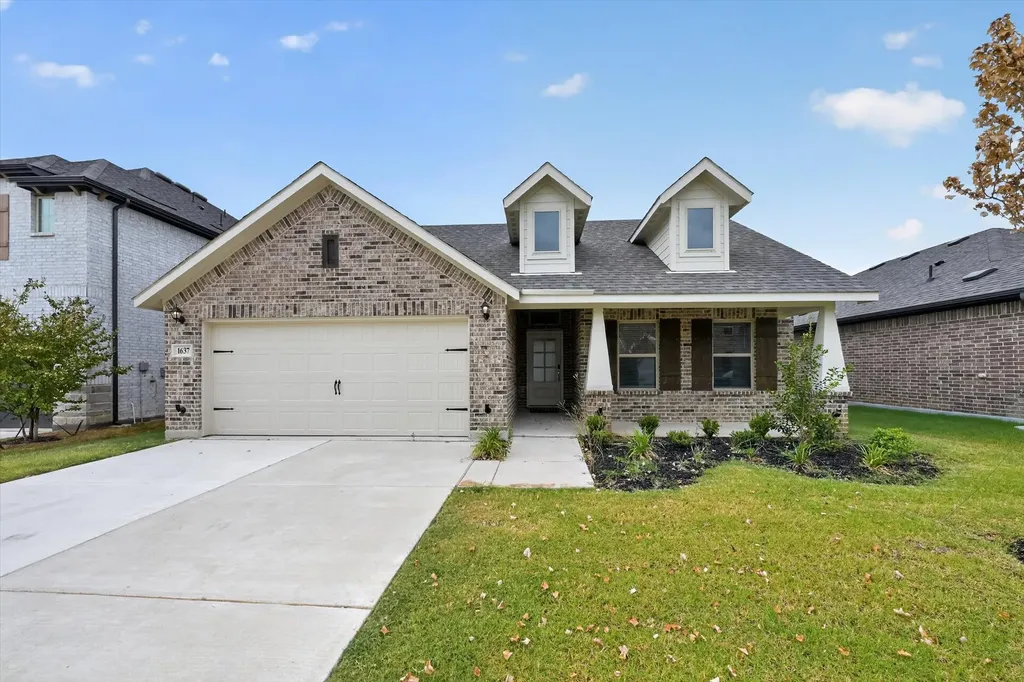 1637 Elle Lane Aubrey TX 76227