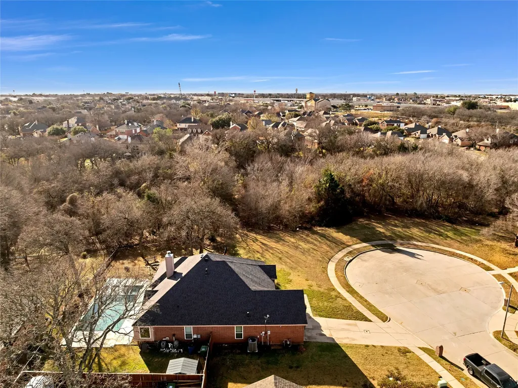 403 Lochwood Circle Lake Dallas TX 75065