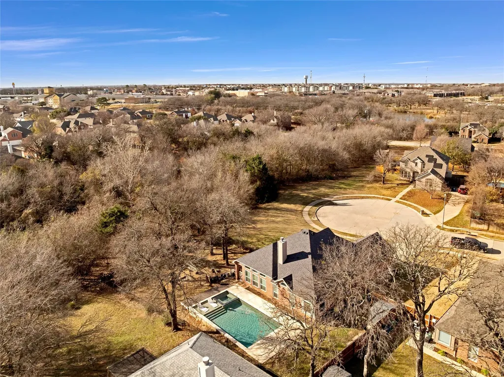 403 Lochwood Circle Lake Dallas TX 75065