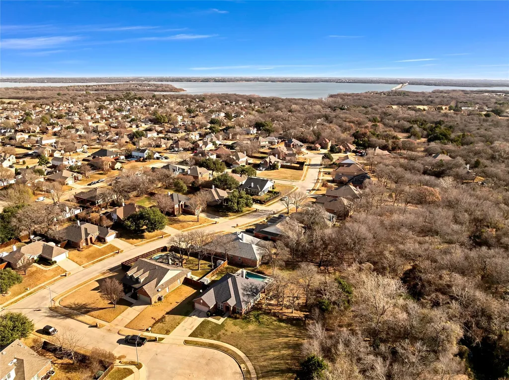 403 Lochwood Circle Lake Dallas TX 75065