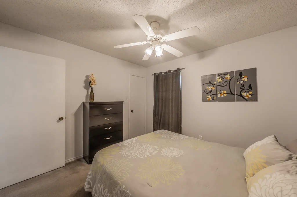 8252 Lesley Lane Watauga TX 76148