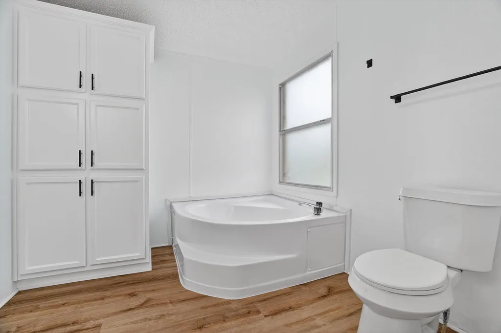 5803 Kentucky Street Joshua TX 76058