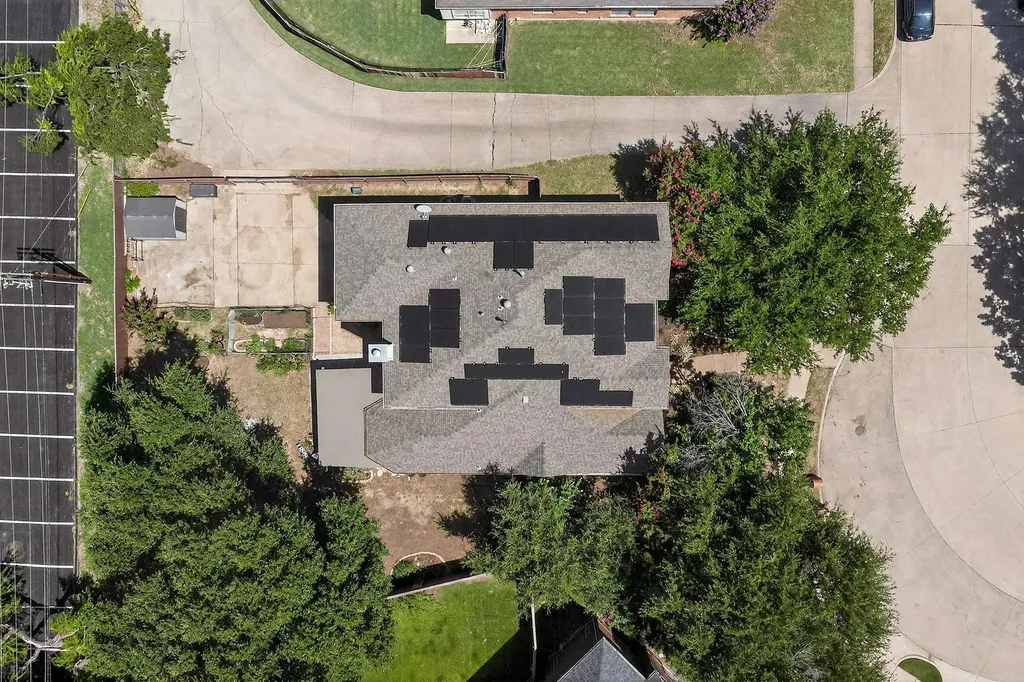 2221 Everglade Court Carrollton TX 75006