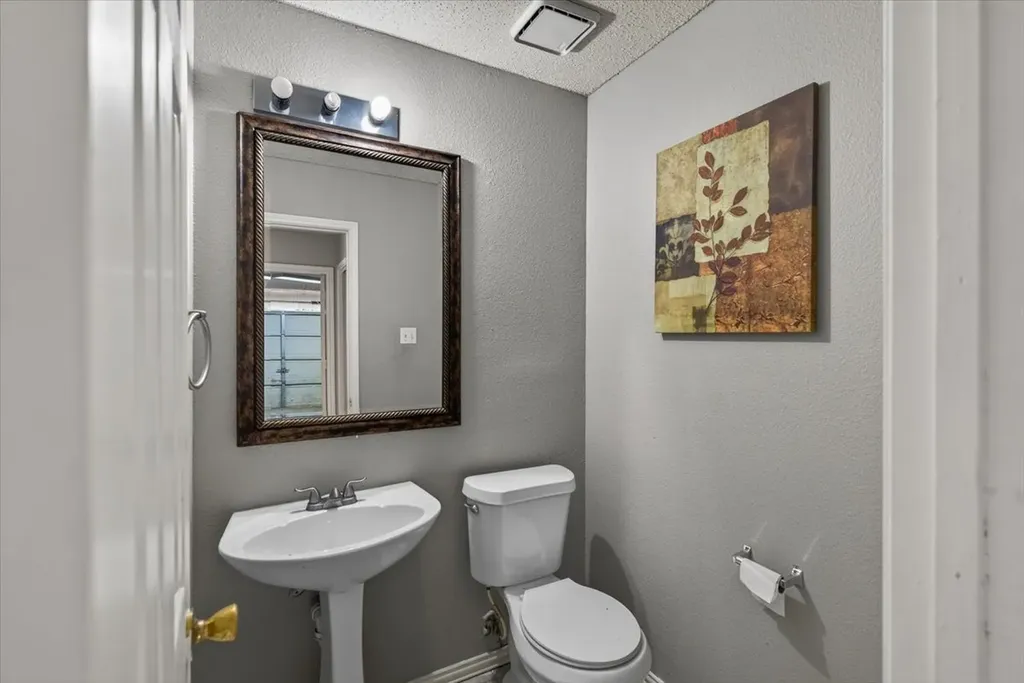 1407 Springwood Drive Mesquite TX 75181