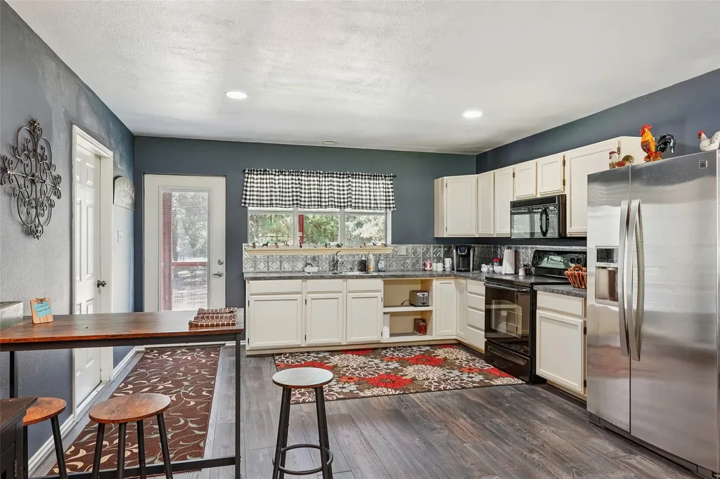 1433 Old Sadler Road Sadler TX 76264