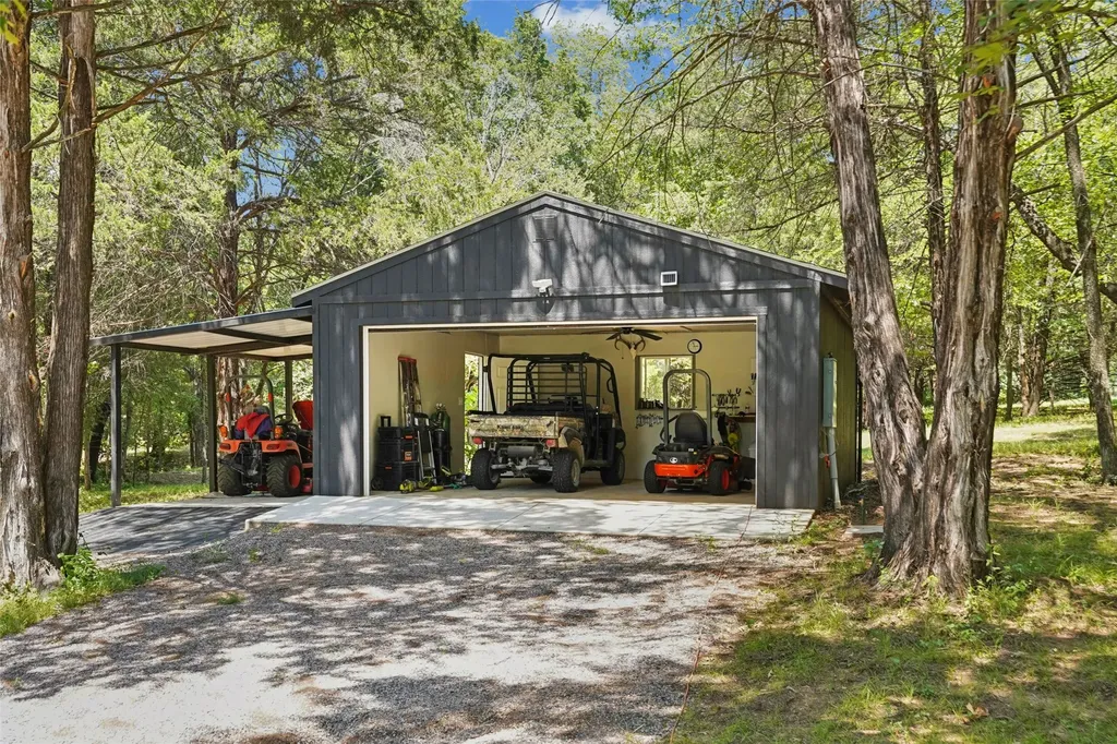 1433 Old Sadler Road Sadler TX 76264