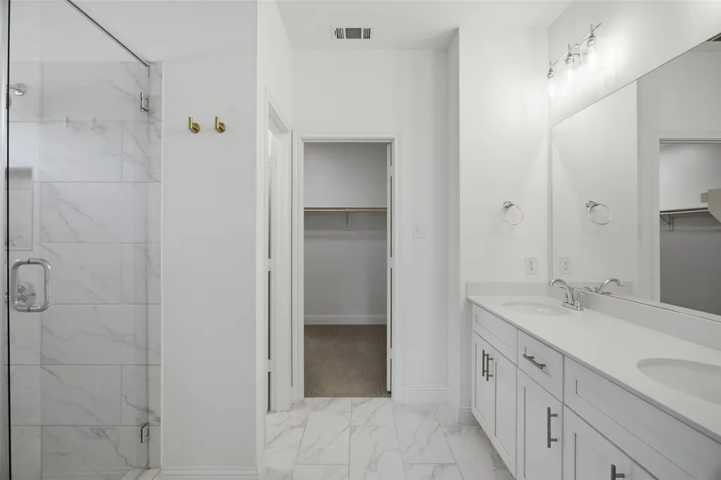 228 Sunset Lane Fort Worth TX 76114