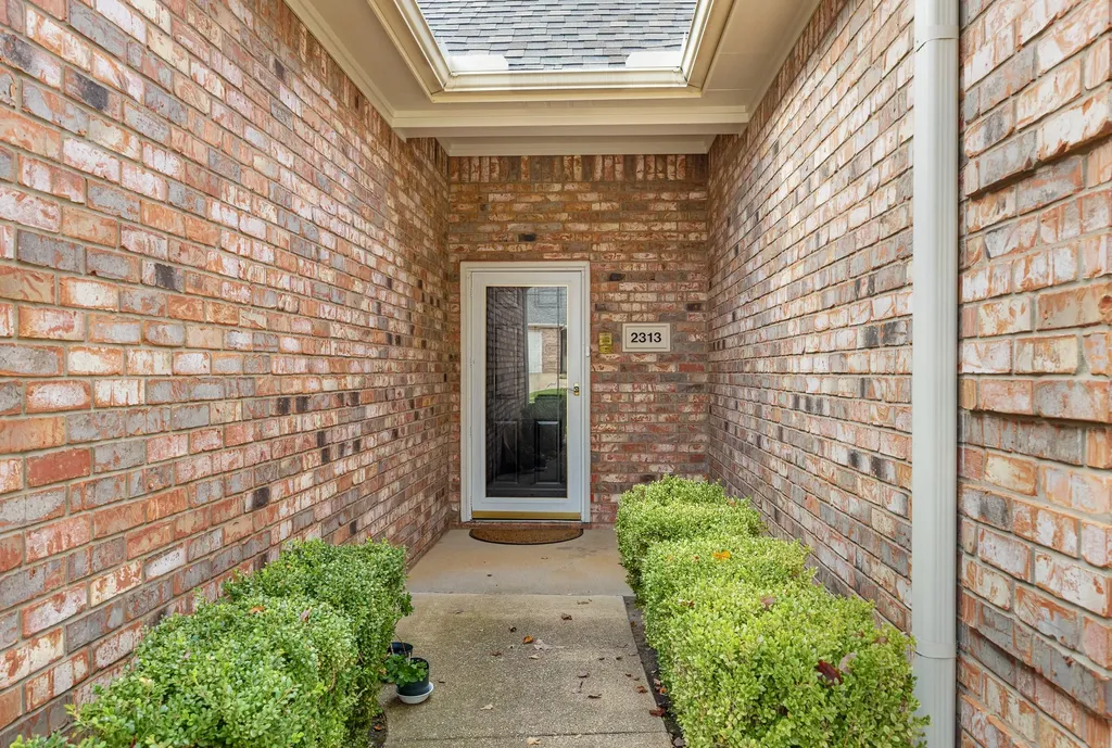 2313 Dietz Lane Tyler TX 75701