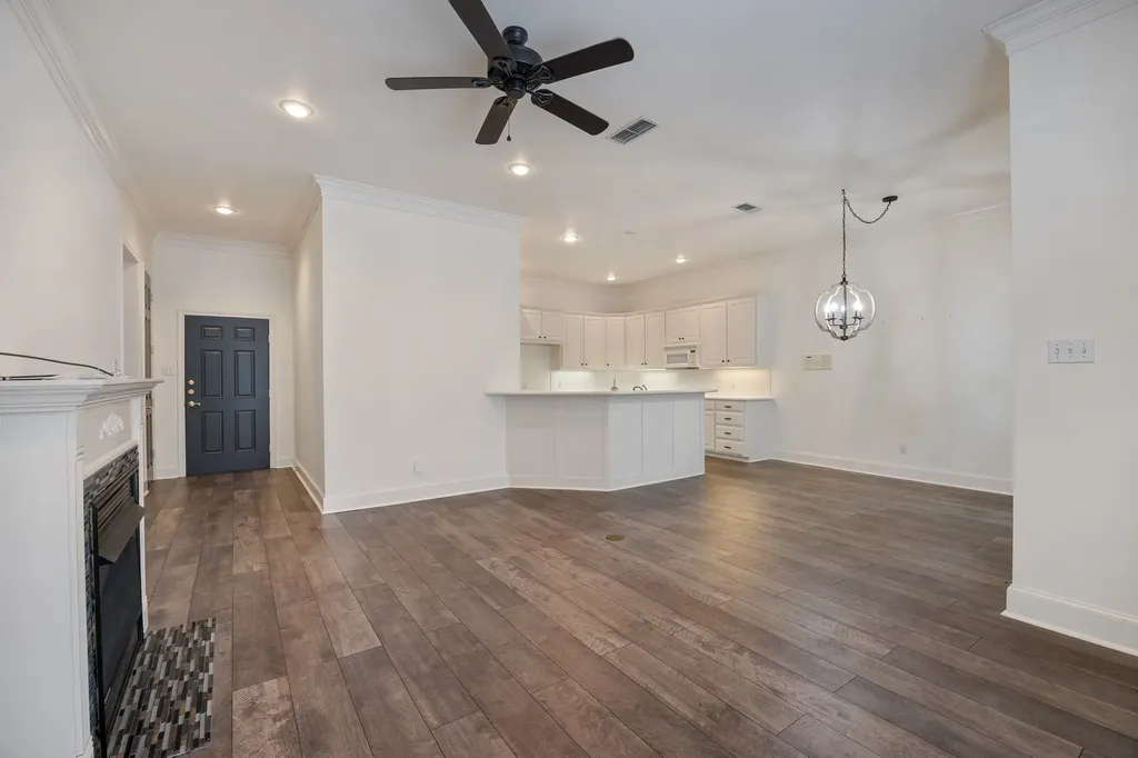 2313 Dietz Lane Tyler TX 75701