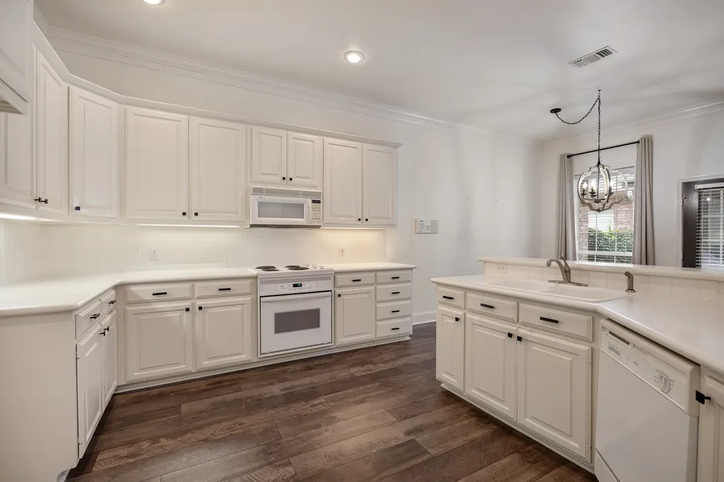 2313 Dietz Lane Tyler TX 75701