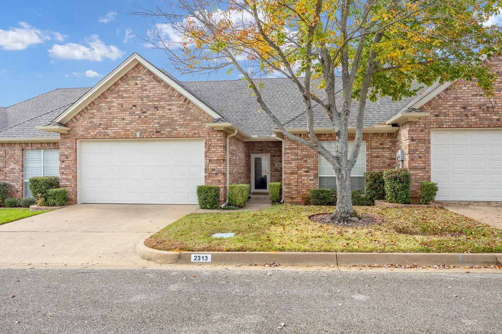 2313 Dietz Lane Tyler TX 75701