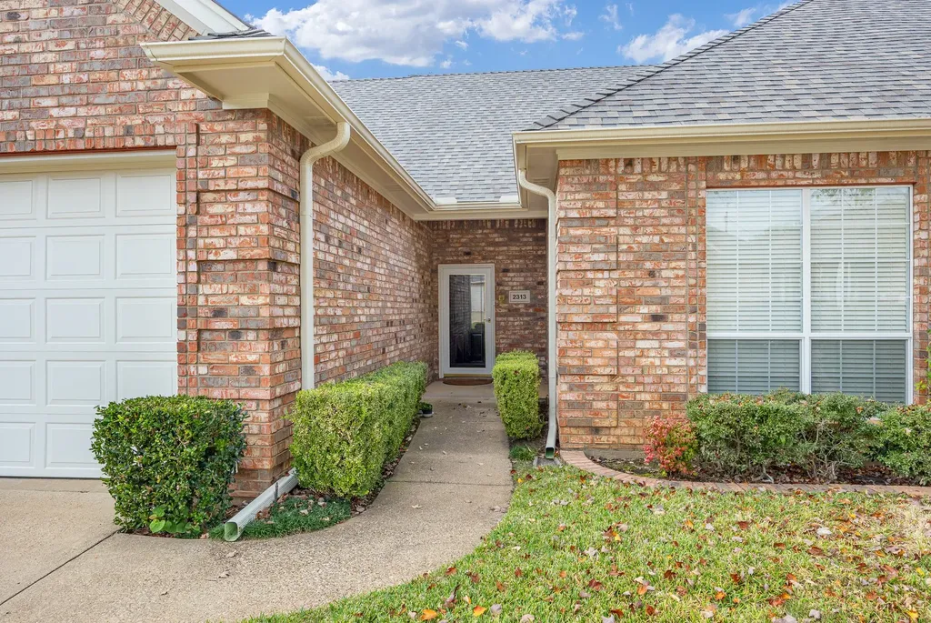 2313 Dietz Lane Tyler TX 75701