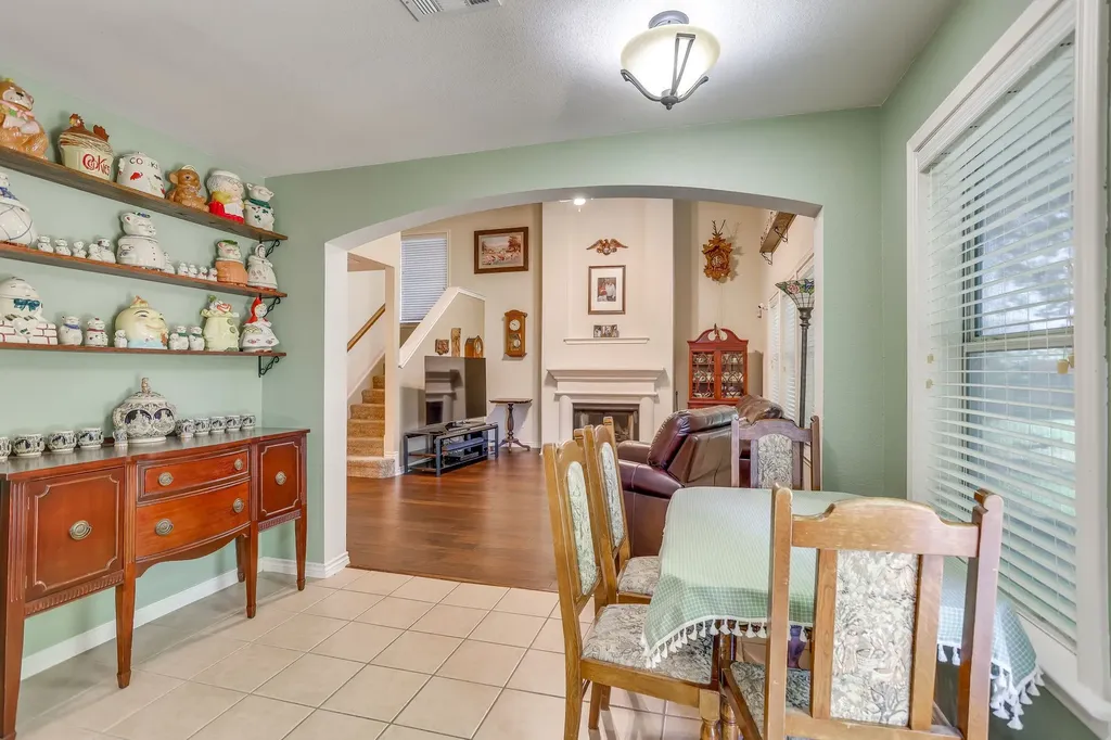 613 Cessna Court Saginaw TX 76179