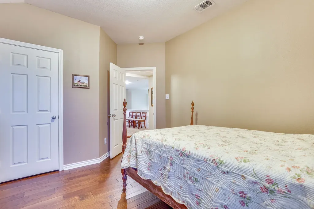 613 Cessna Court Saginaw TX 76179