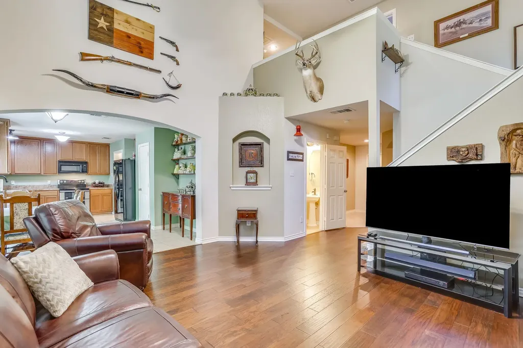 613 Cessna Court Saginaw TX 76179