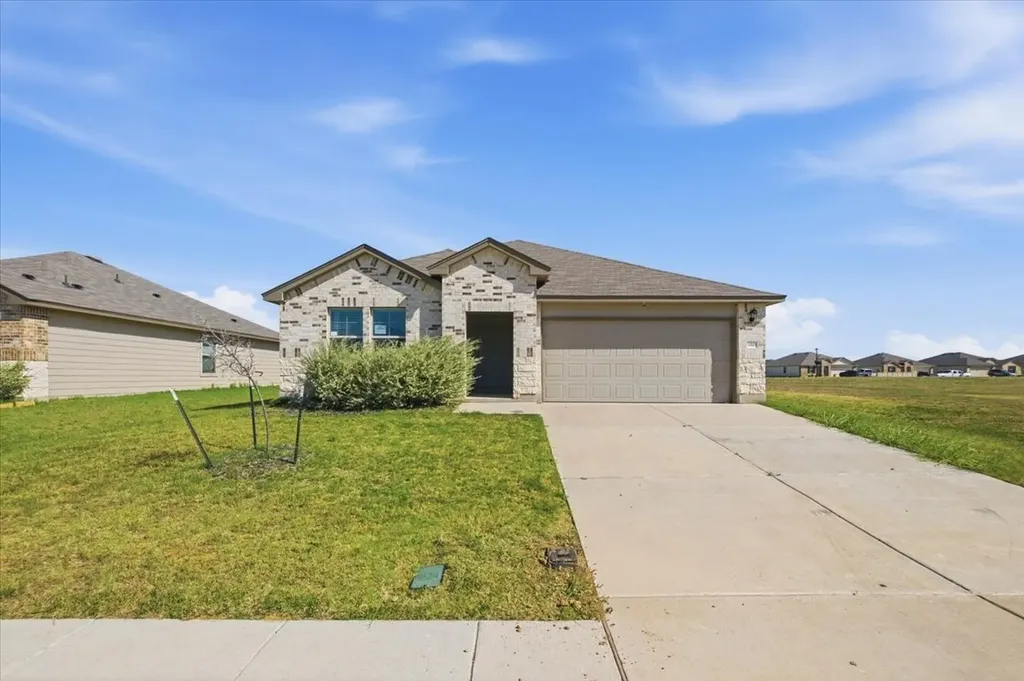 7009 Llano Drive China Spring TX 76633