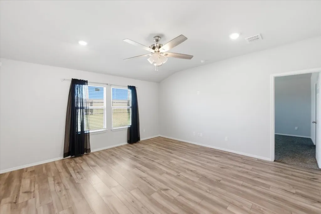 7009 Llano Drive China Spring TX 76633