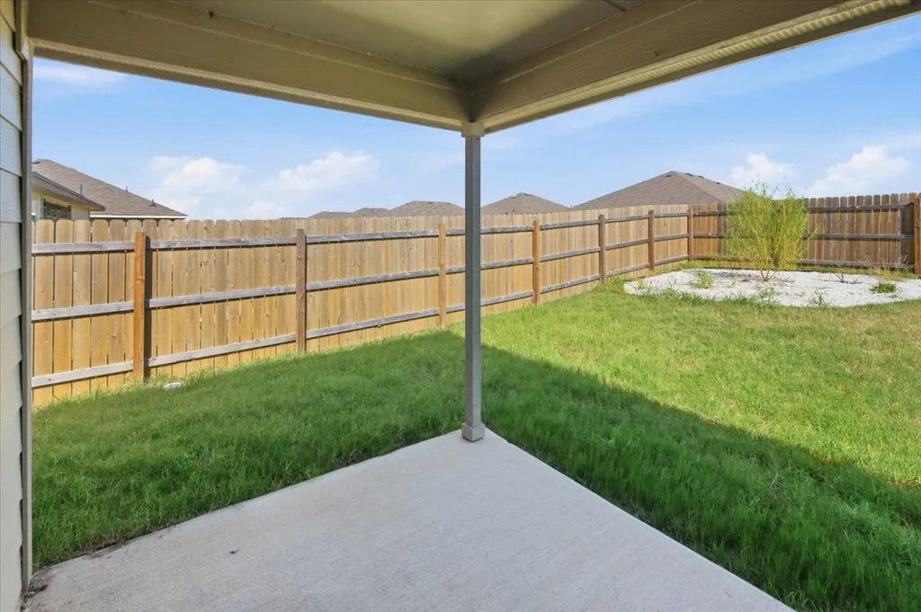 7009 Llano Drive China Spring TX 76633