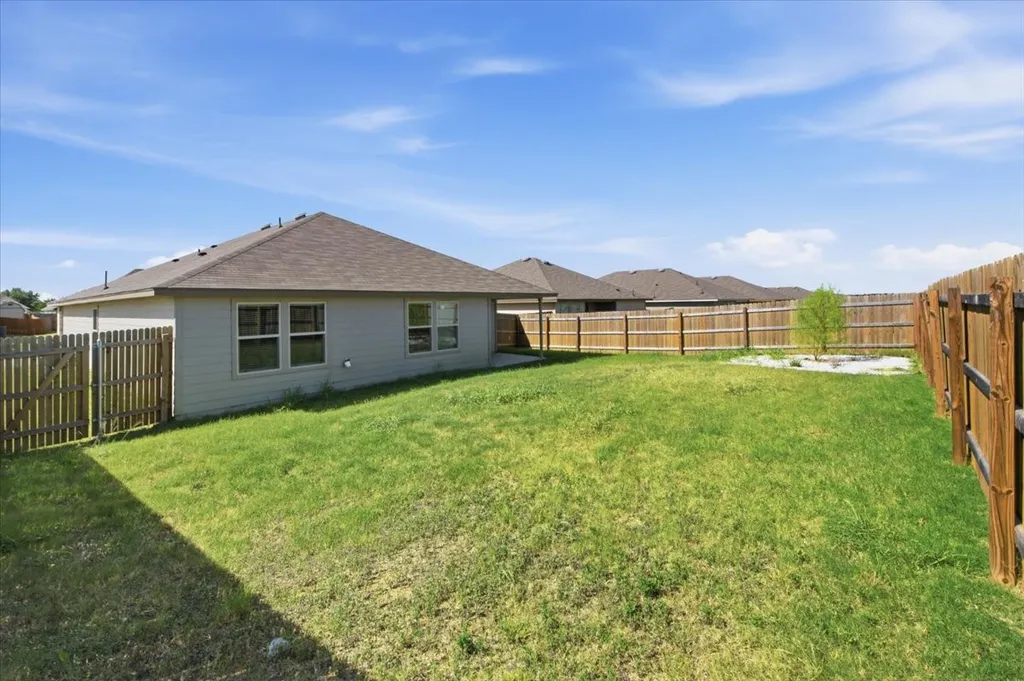 7009 Llano Drive China Spring TX 76633