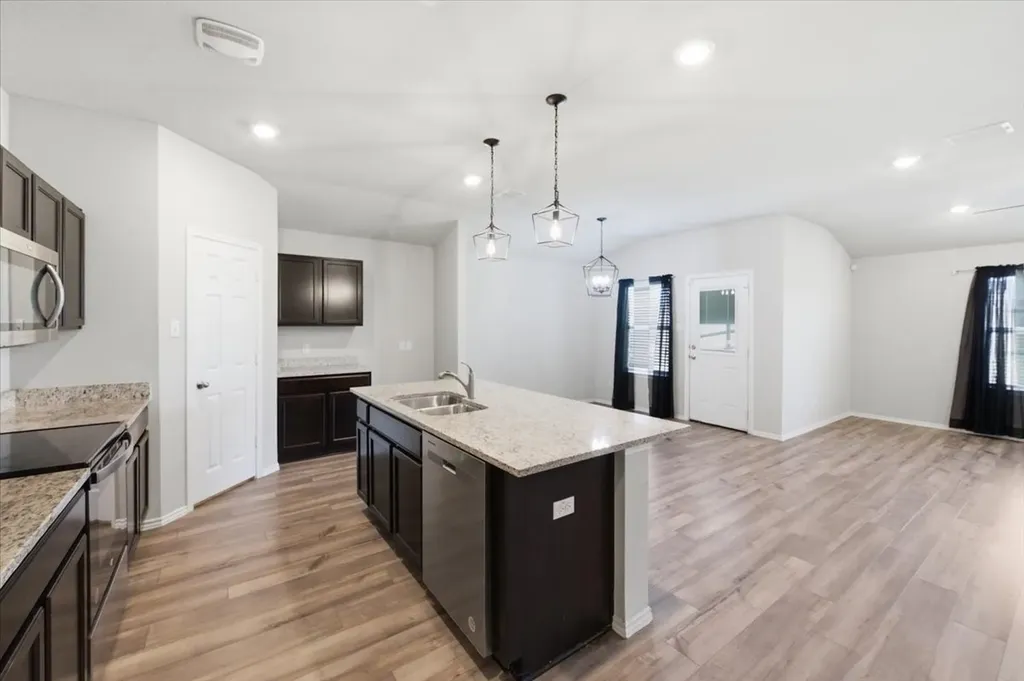 7009 Llano Drive China Spring TX 76633
