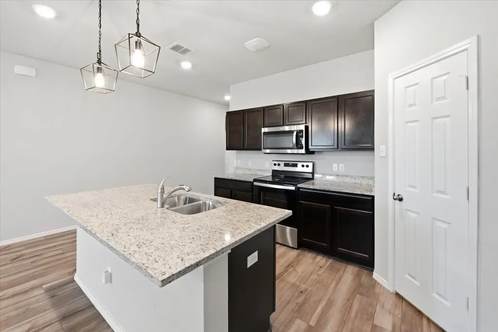 7009 Llano Drive China Spring TX 76633