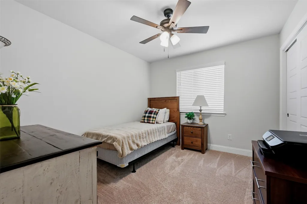 111 Mustang Drive Lindsay TX 76240
