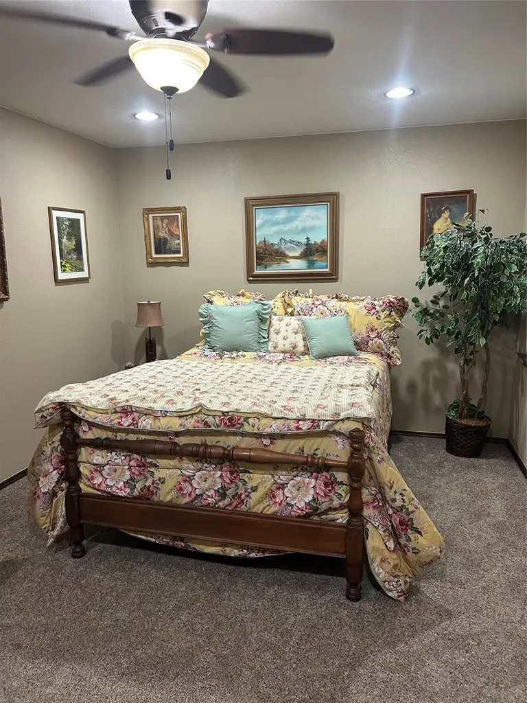 304 Paloverde Lane Fort Worth TX 76112