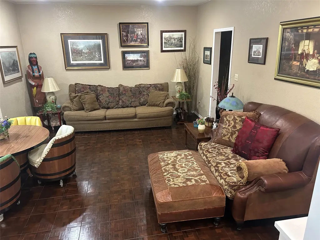 304 Paloverde Lane Fort Worth TX 76112