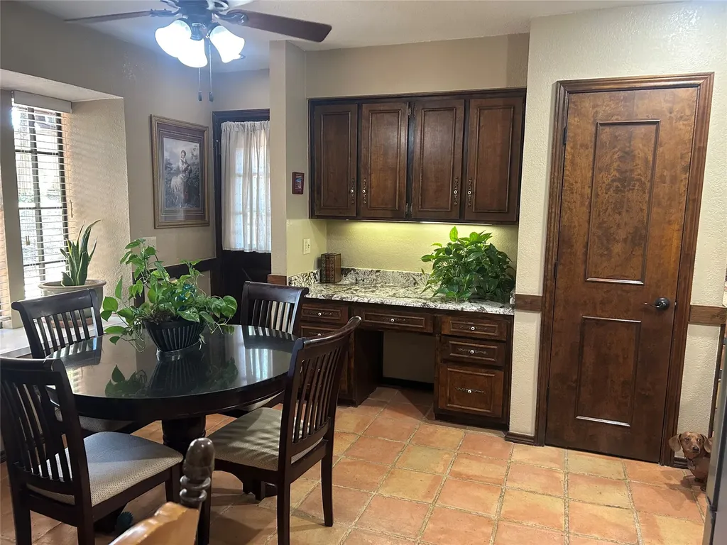 304 Paloverde Lane Fort Worth TX 76112