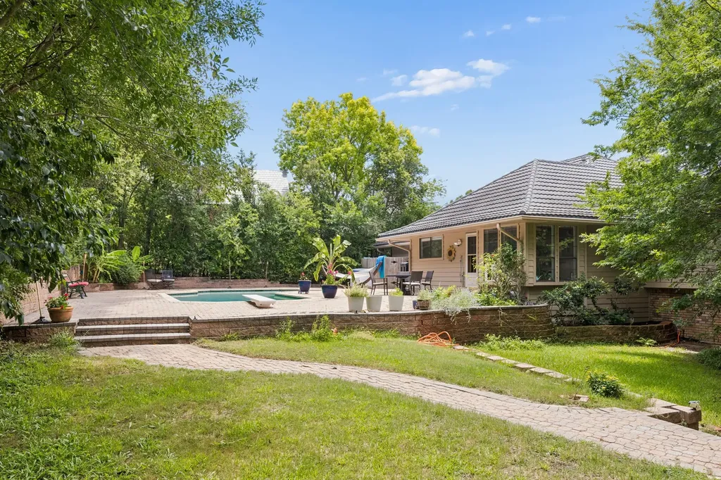 205 Balboa Street Irving TX 75062