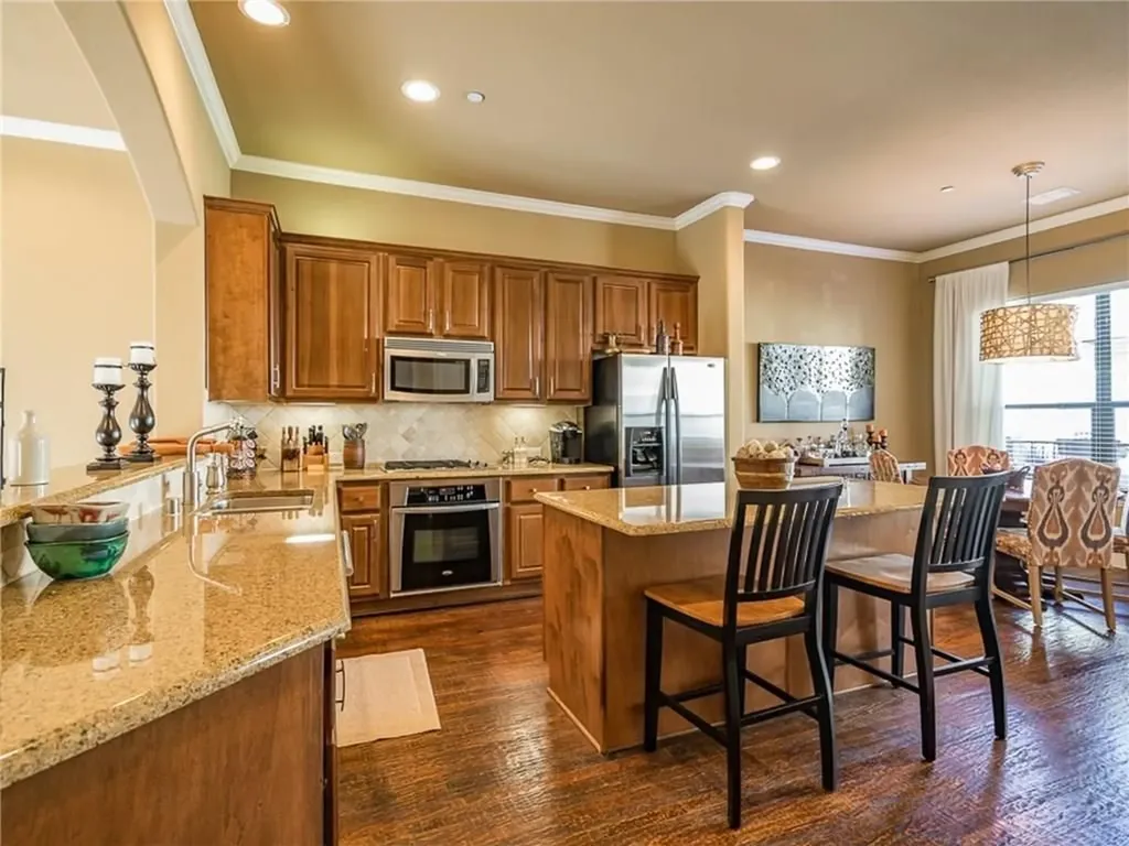 5733 Lois Lane Plano TX 75024