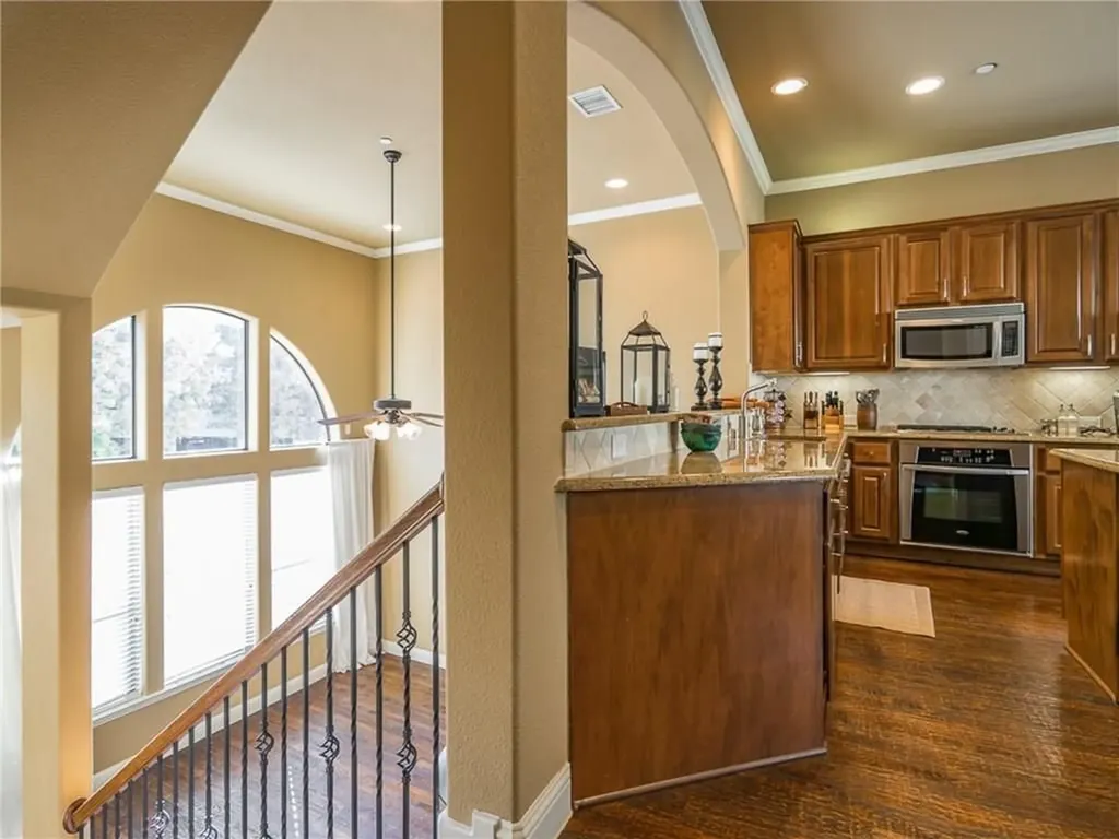 5733 Lois Lane Plano TX 75024
