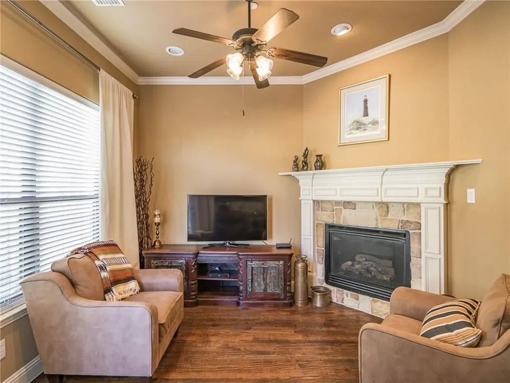 5733 Lois Lane Plano TX 75024